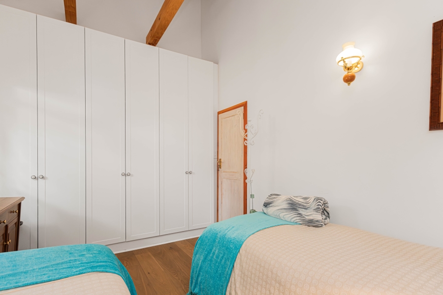 3 Bedroom Property for Sale in Camps Bay Western Cape